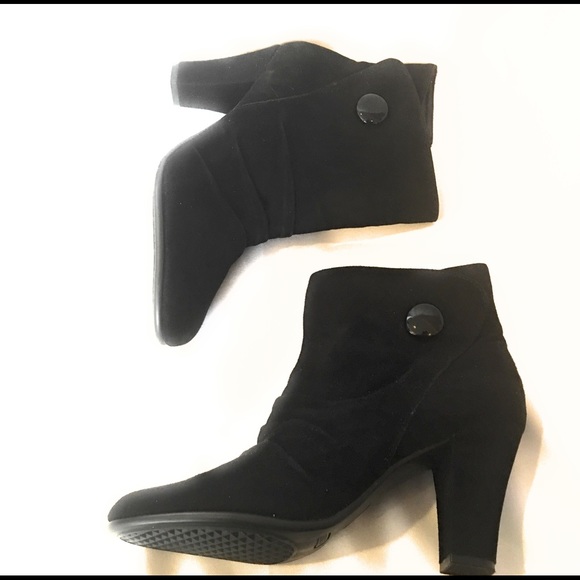 aerosoles west river bootie